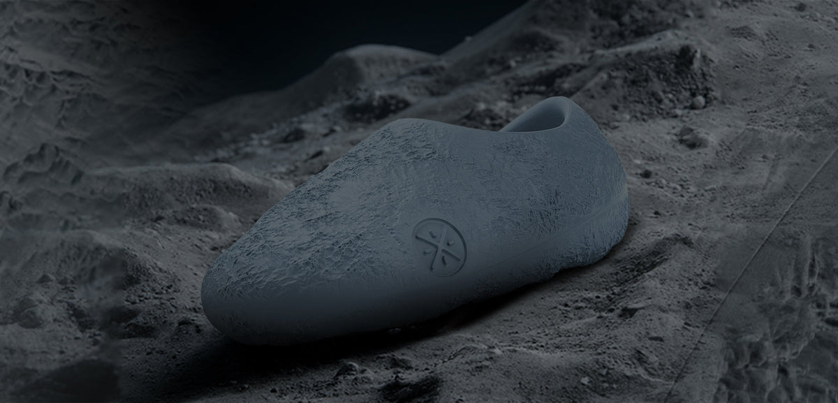 Lunar-Rock-Blue4.jpg