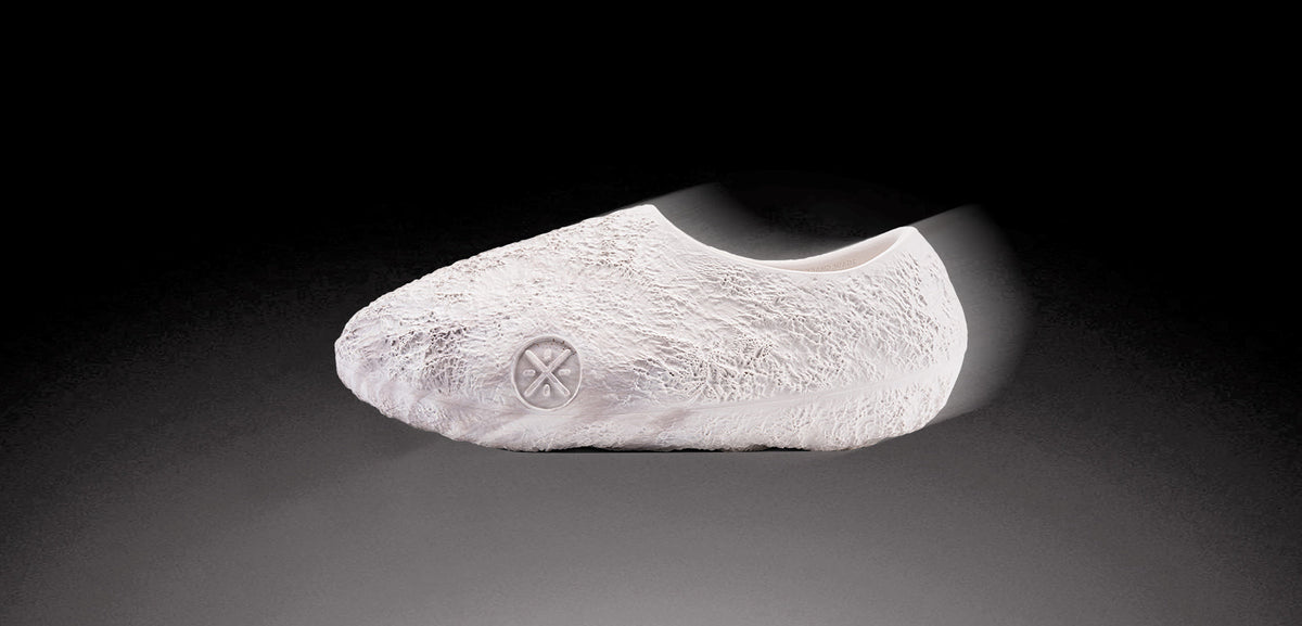 Lunar-Rock-La-Luna4_968ff49b-f37b-4f52-9008-de5e557ea3e8.jpg